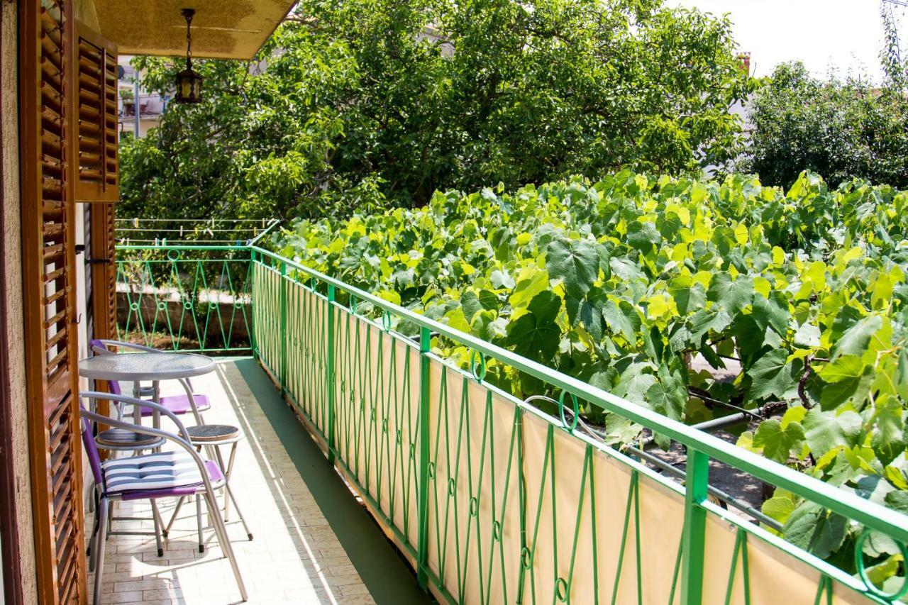 Green Garden Apartments Ровінь Екстер'єр фото